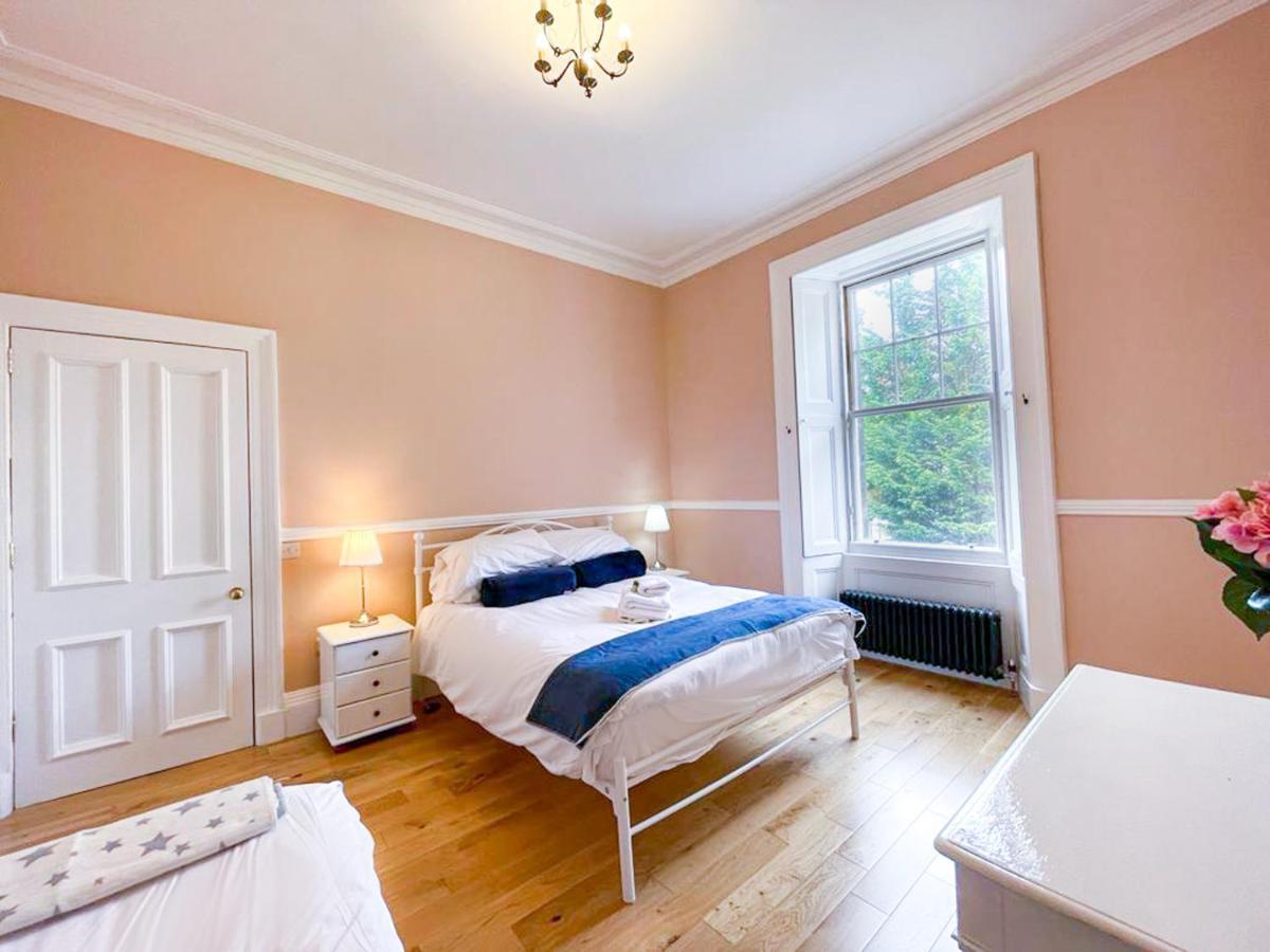 Remarkable 5Br Townhouse With Garden, Sleeps 12 EDI Exterior foto