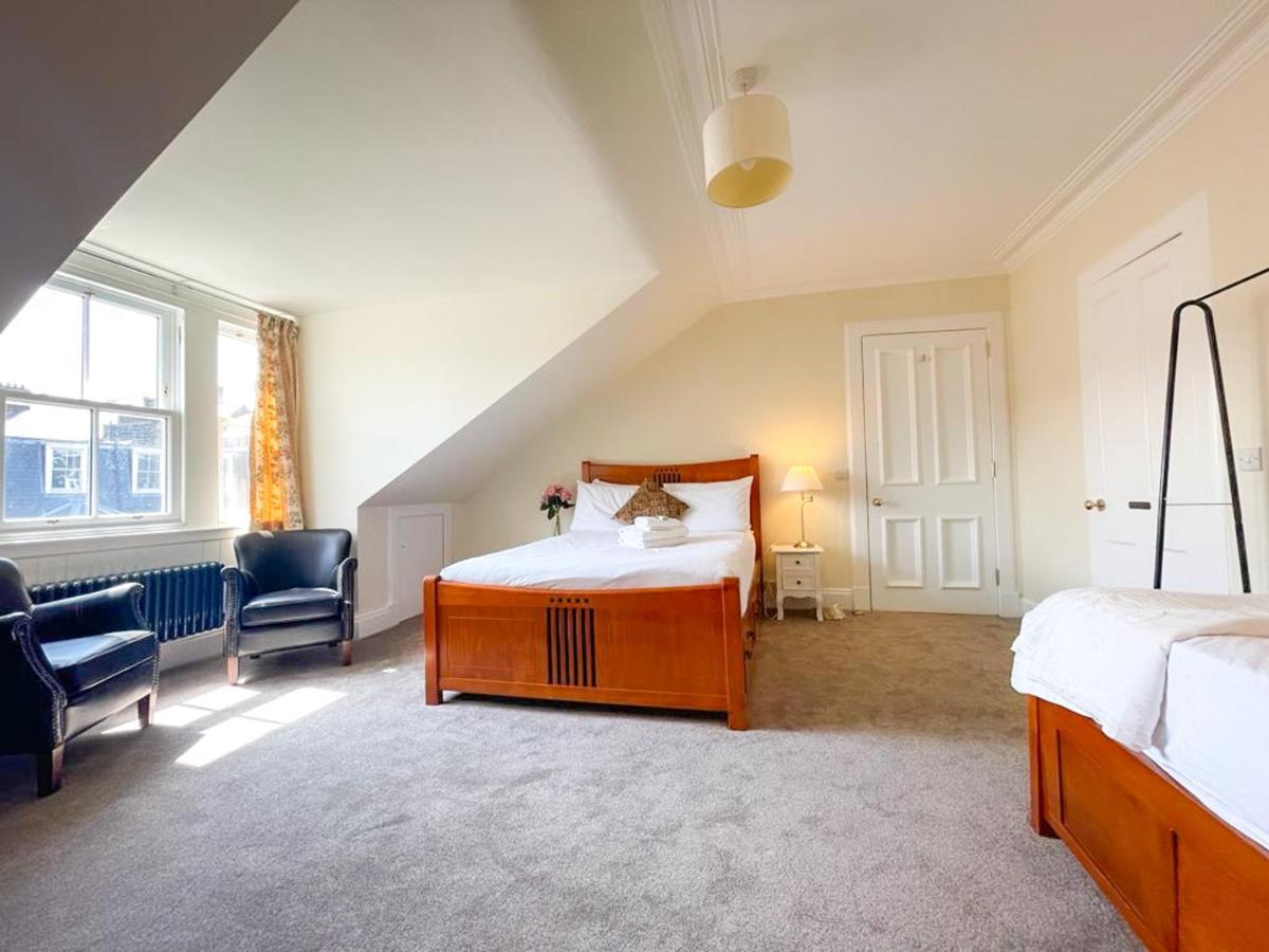 Remarkable 5Br Townhouse With Garden, Sleeps 12 EDI Exterior foto