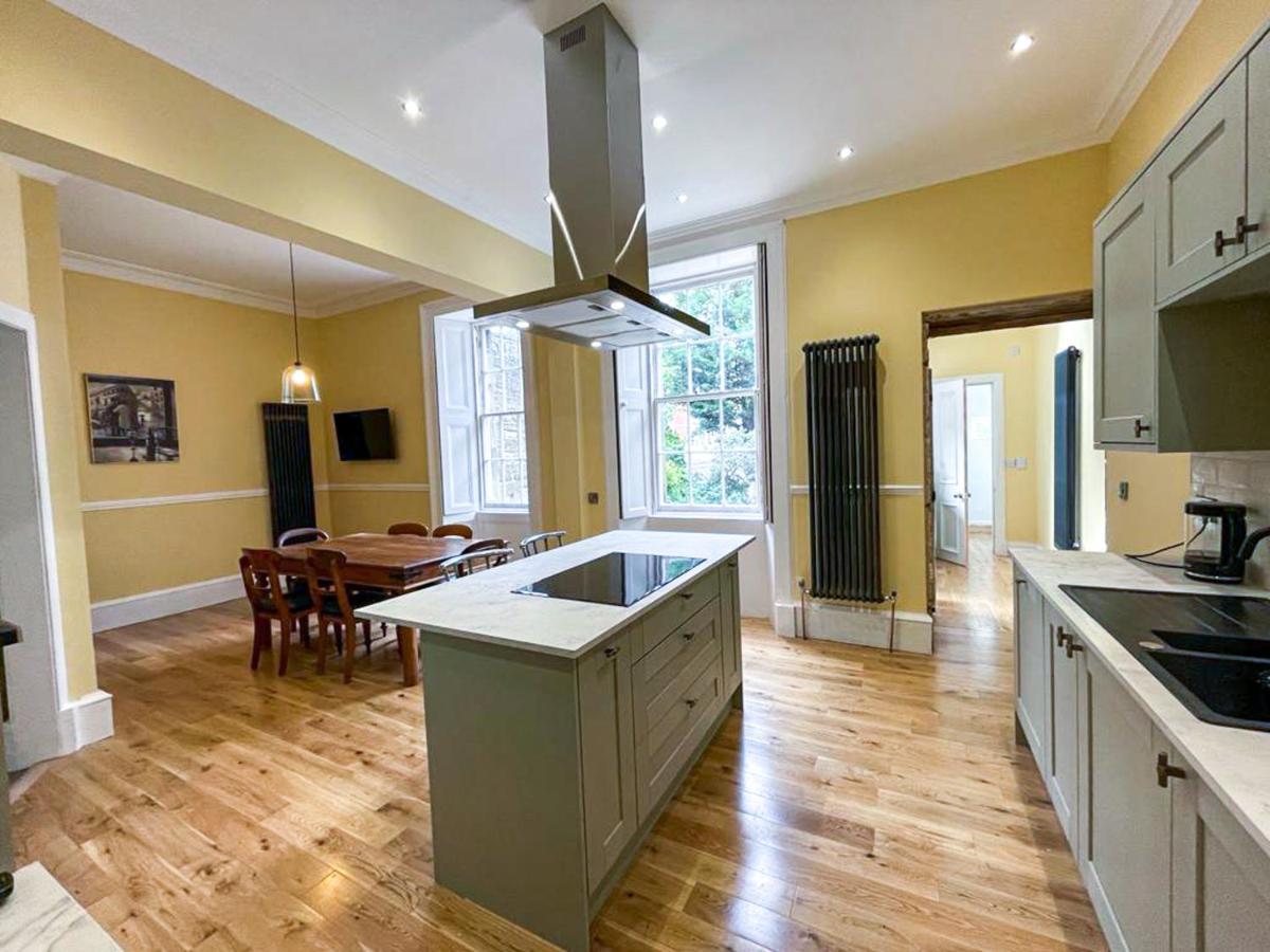 Remarkable 5Br Townhouse With Garden, Sleeps 12 EDI Exterior foto